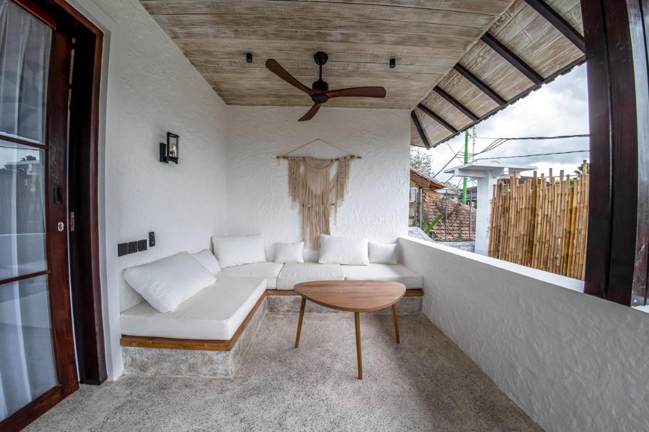 Putri Salju Villa By Evdekimi Ubud Buitenkant foto